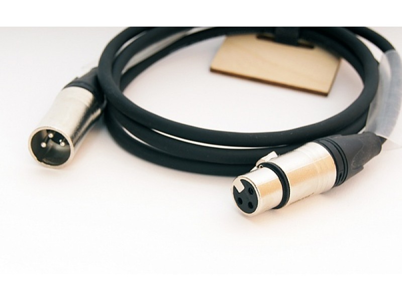 SHNOOR MC220eco-XMXF-2m cимметричный микрофонный кабель с разъёмами XLR 2м.