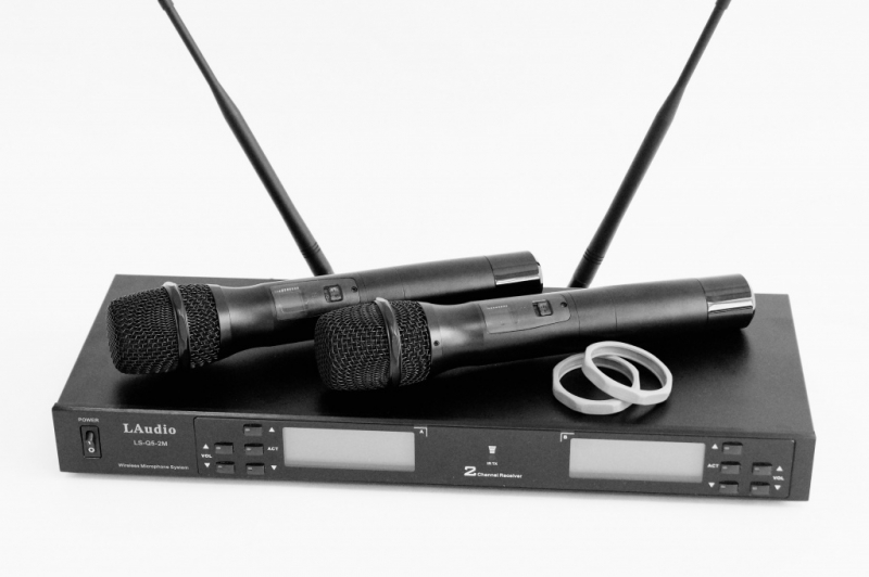LAudio LS-Q5-2M вокальная радиосистема, 2 ручных передатчика