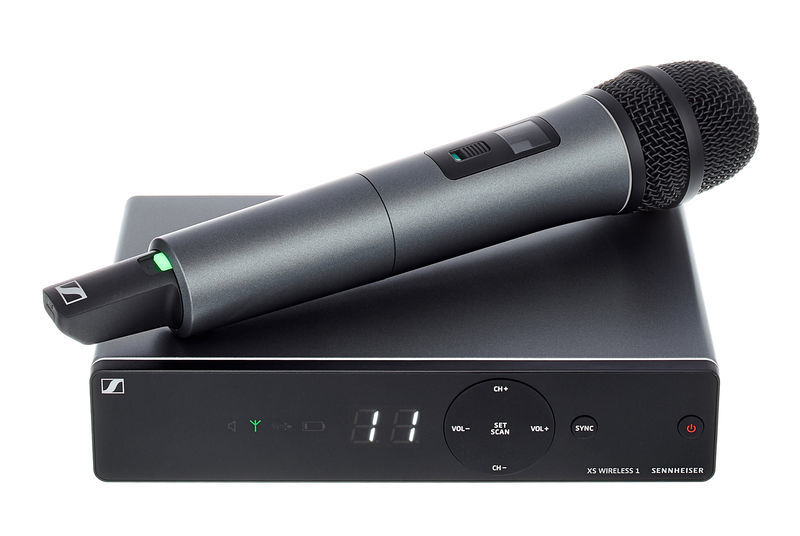 SENNHEISER XSW 1-835-B вокальная радиосистема с микрофоном E835 (614-638 MHz)