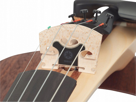 YAMAHA YEV104N электроскрипка 4/4